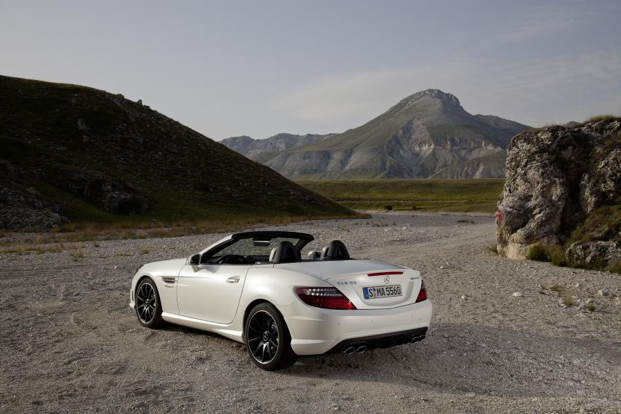  Mercedes-Benz SLK55 AMG 2011 года  (фото 32 из 34)